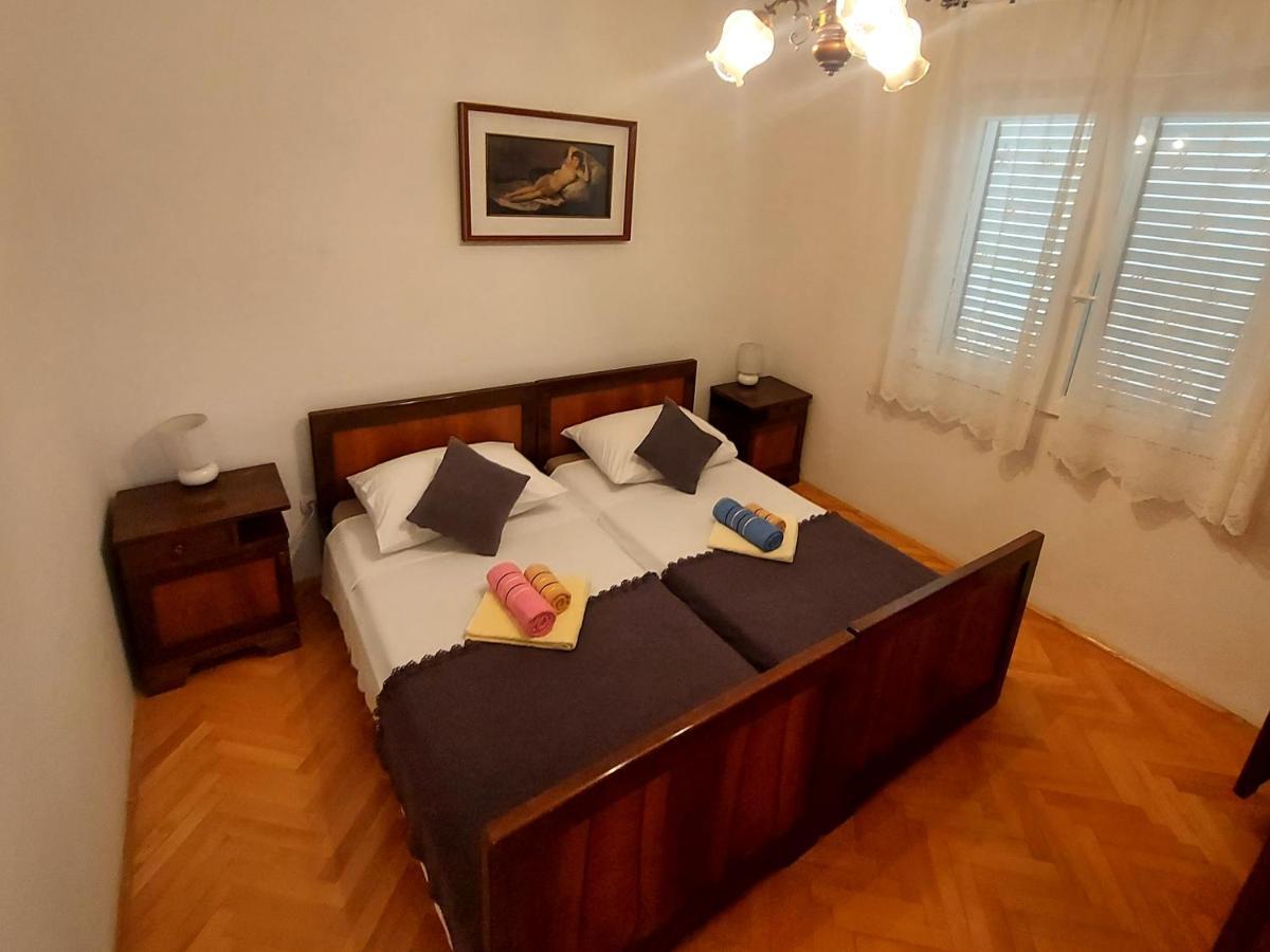 Apartment "Duma" Traù Esterno foto
